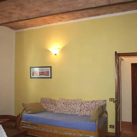 In Front Of Siena, 2rooms & Pool Апартаменти